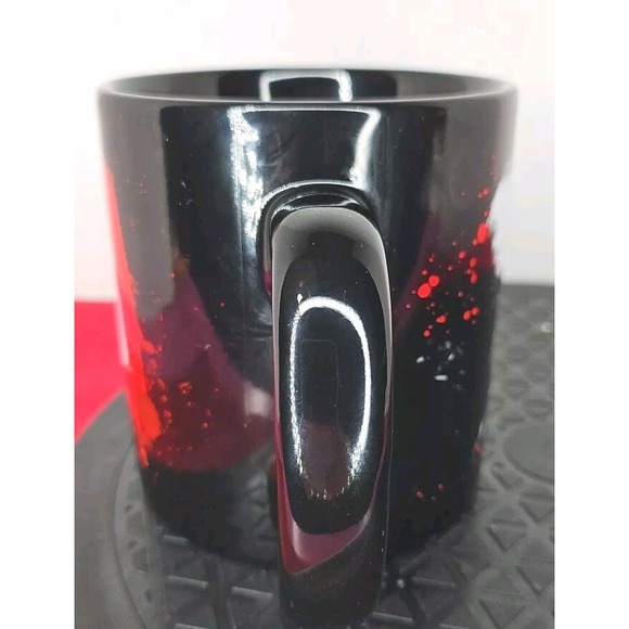 The Walking Dead 2015 Coffee Tea‎ Mug with Walker Face & Logo Black Red - Picture 3 of 8